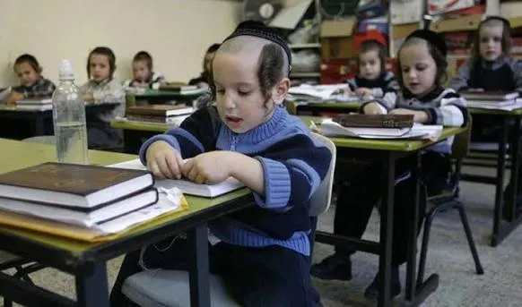 تراجع مهارات المعلمين الإسرائيليين.. دراسة تكشف فجوة واسعة 
