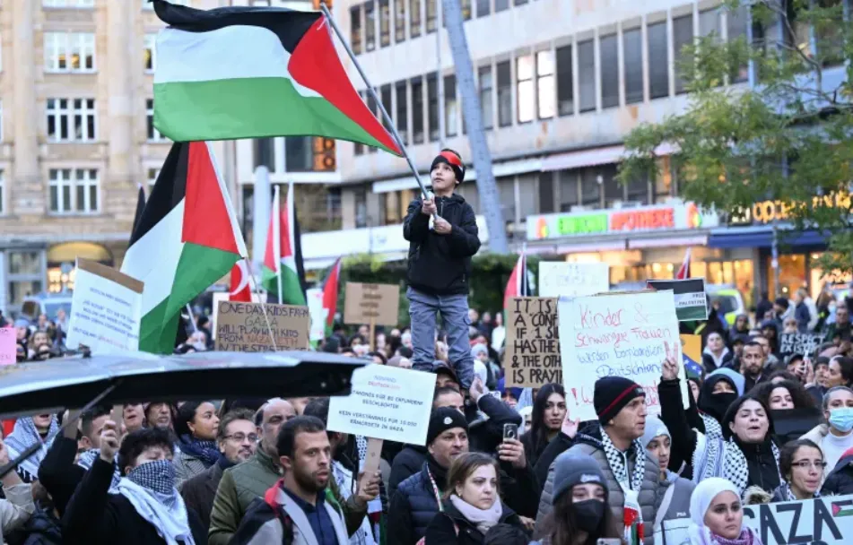 خلال 3 سنوات.. 68 ألف فعالية لفلسطين في أوروبا بـ 818 مدينة