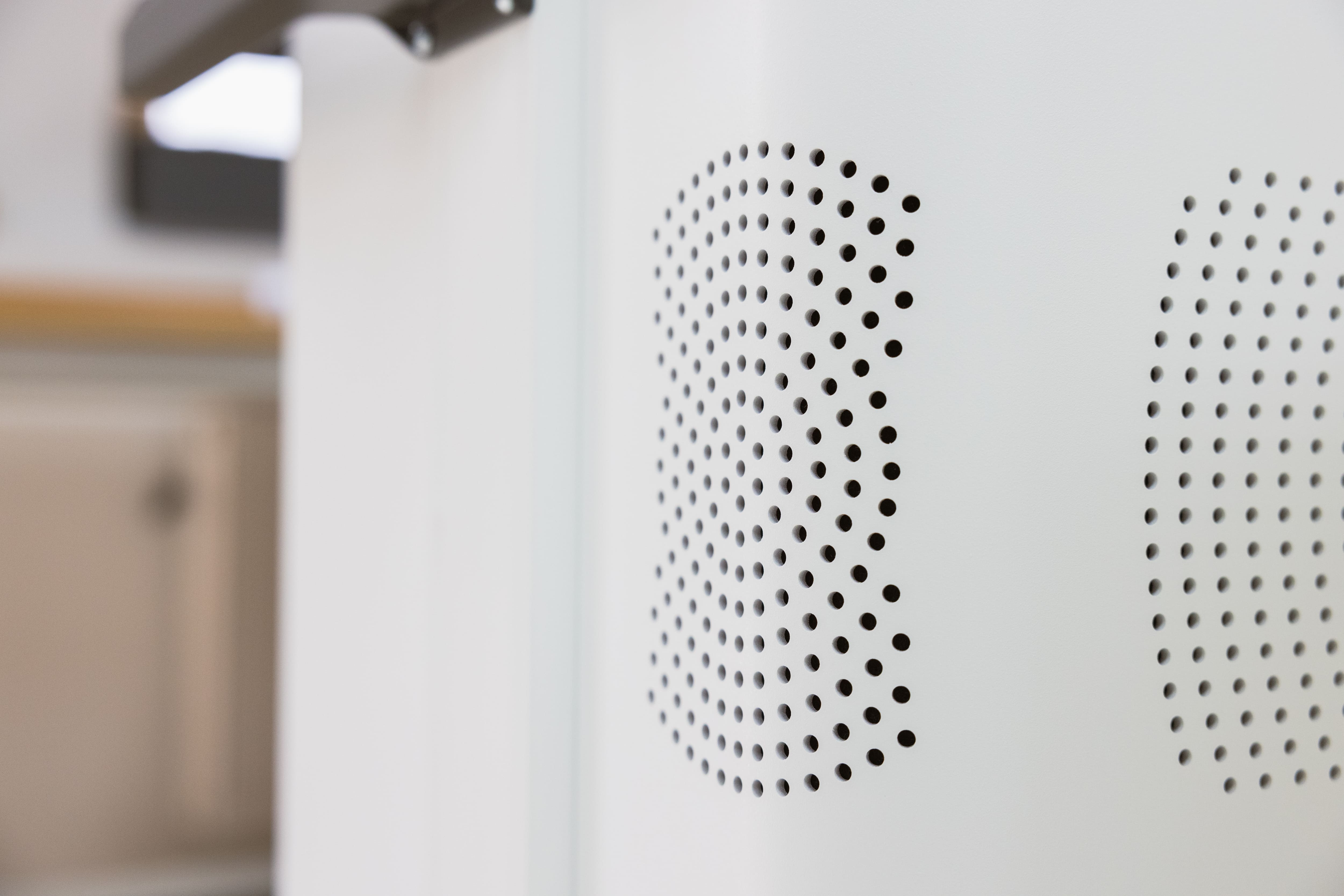 Lüftungsschlitze an den medizinischen Gehäuseteilen