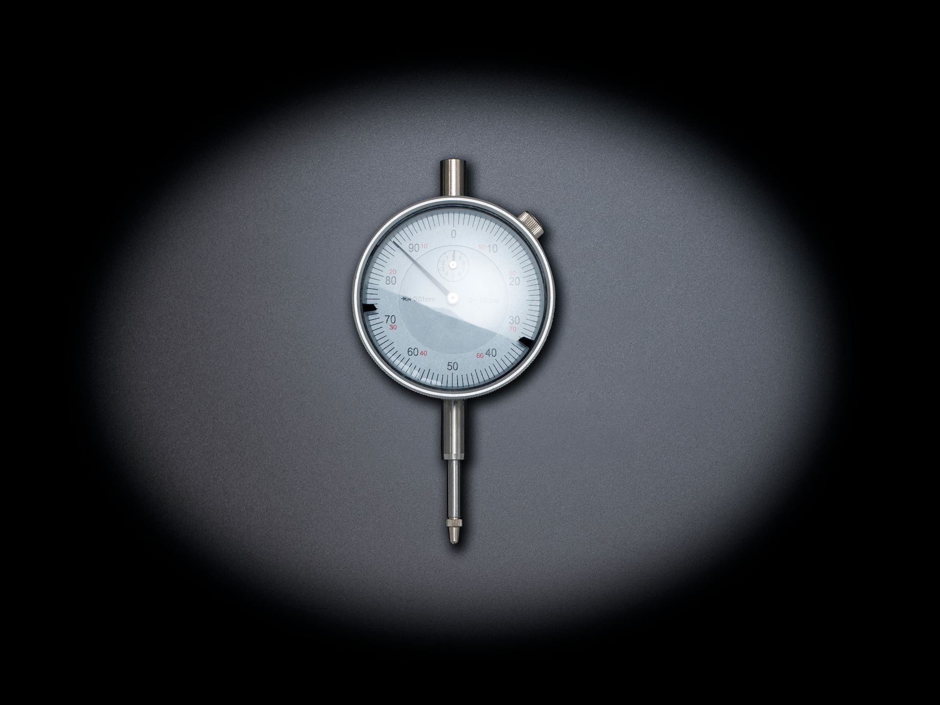 Zeitmesser, das eine Kunststoffabdeckung benötigt