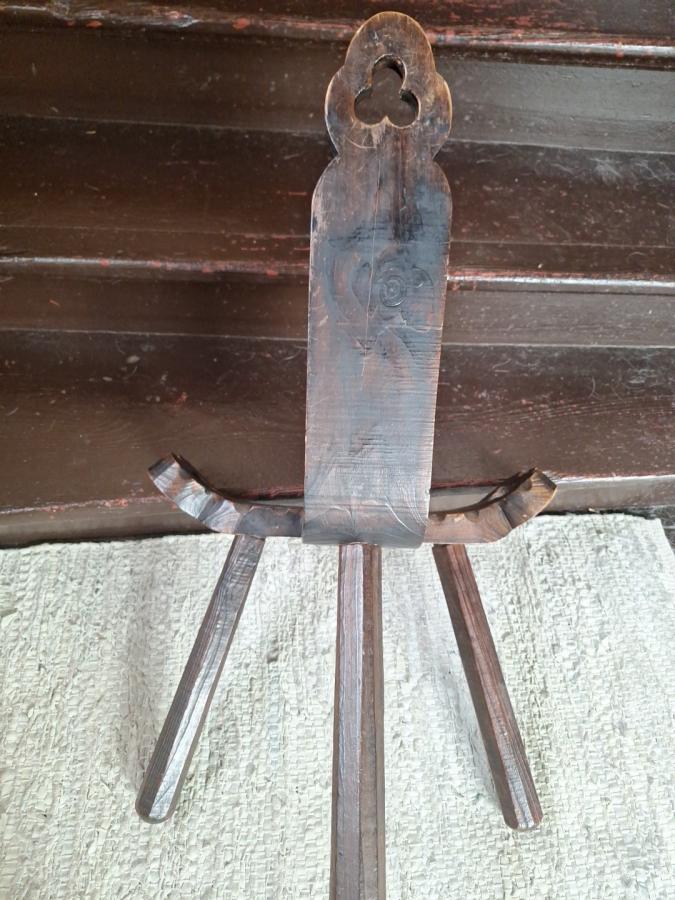 Gebärstuhl, Dreibeinstuhl, Fetisch