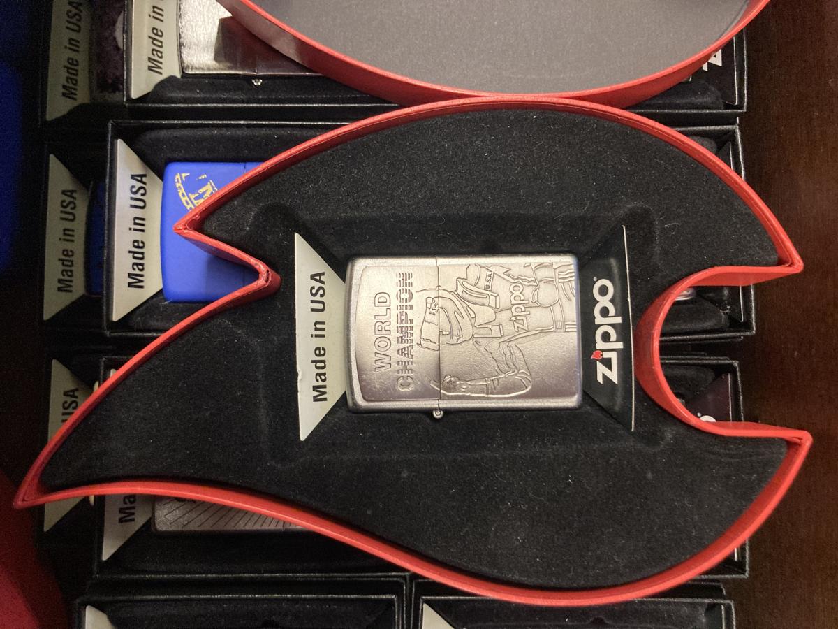 Zippo Feuerzeug unbenutzt