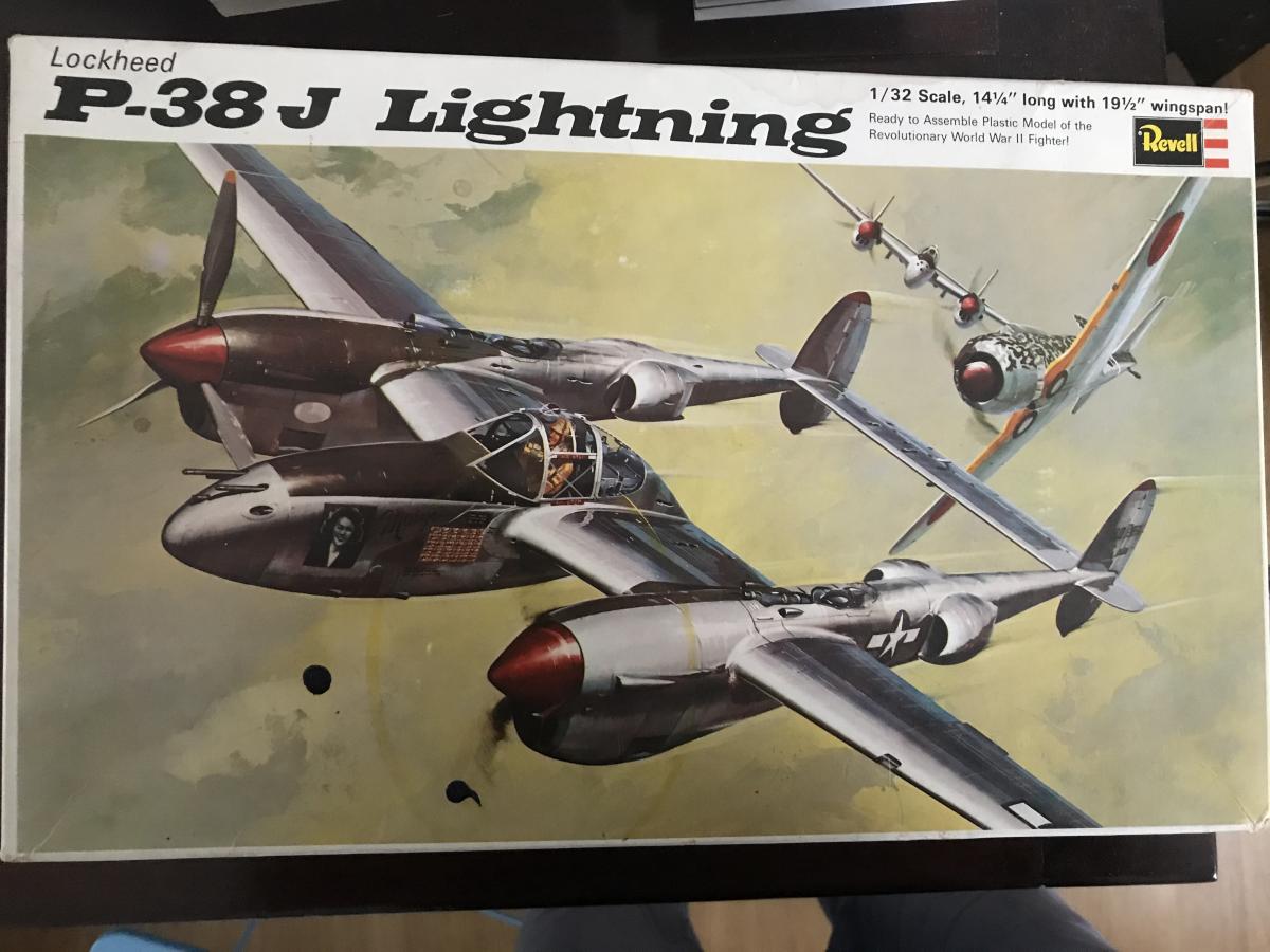 Modellbausatz 1:32, Revell,