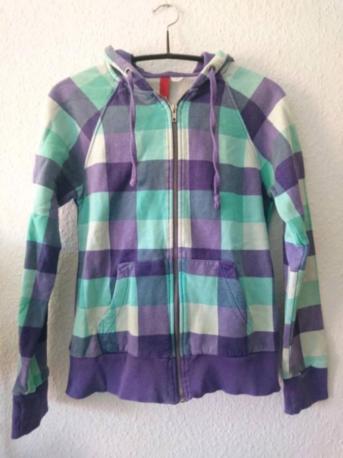 Jacke kariert Gr. 36 H&M