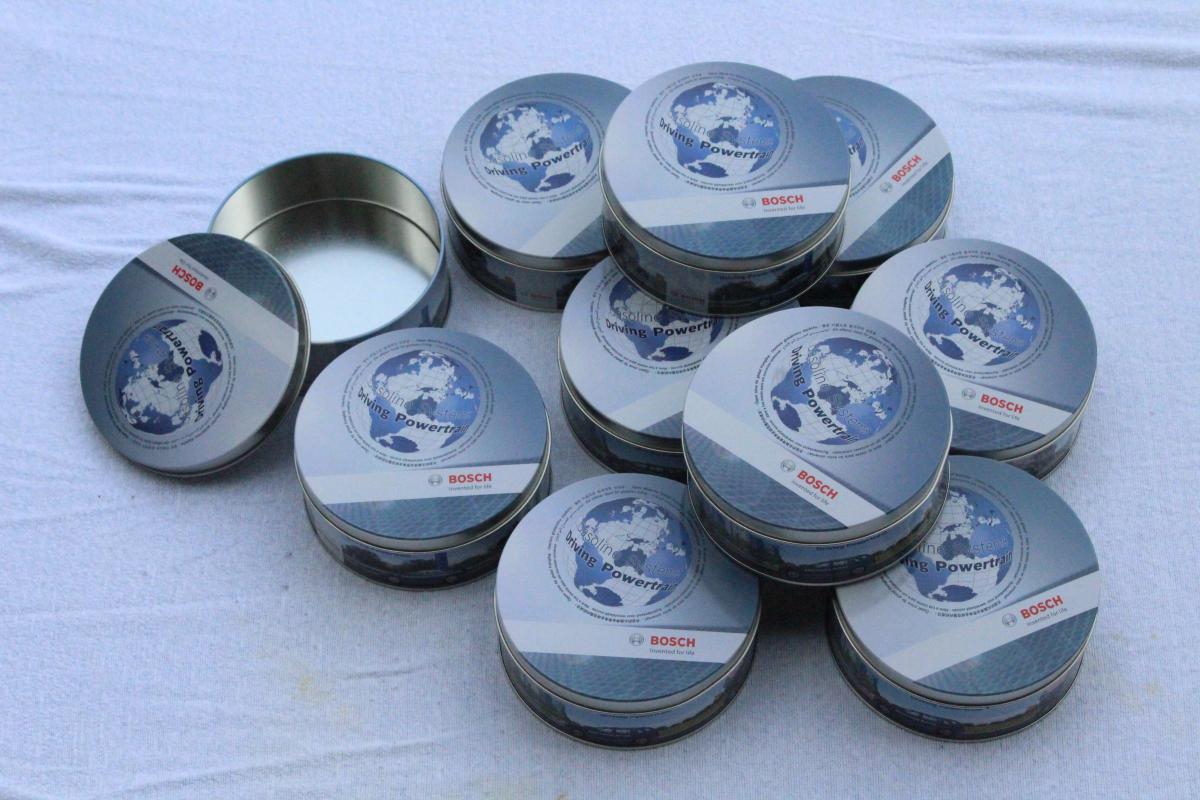 Blechdosen mit Deckel