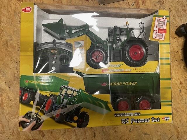 Dickie RC-Traktor, Fendt Farmer 412