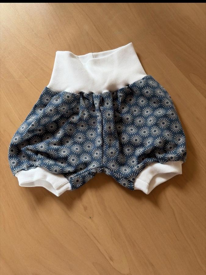 Handmade Pumphose Kurz