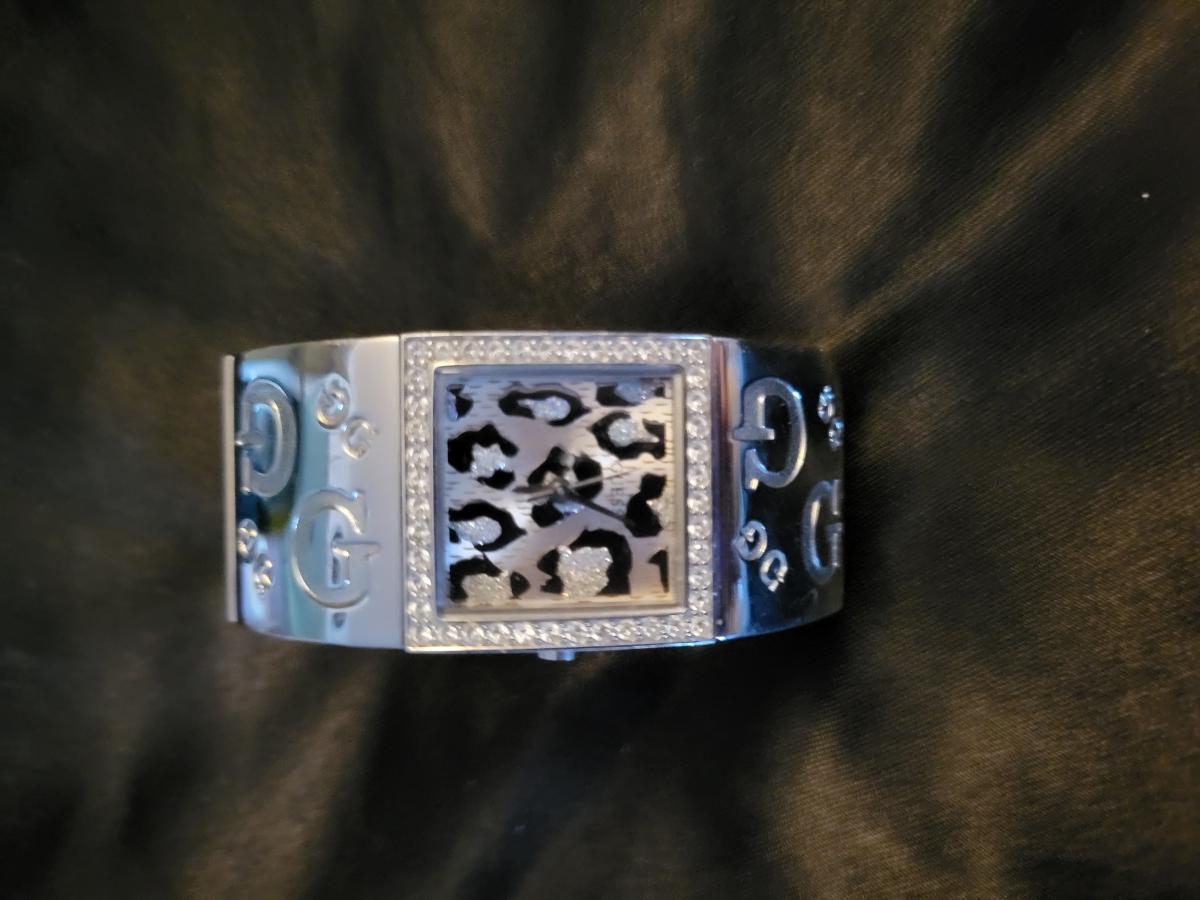 Guess damen Uhr