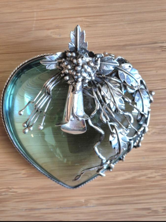 Briefbeschwerer-Paperweight im Art Déco