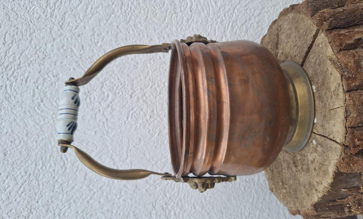Kupfertopf mit Keramikgriff
