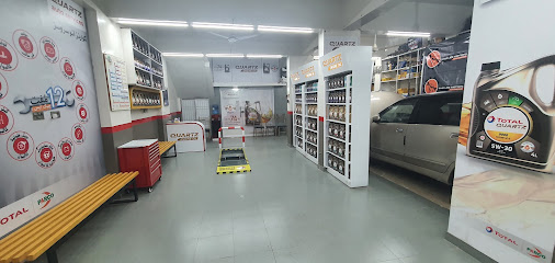 Khan Jee Motors in Latifabad, Hyderabad