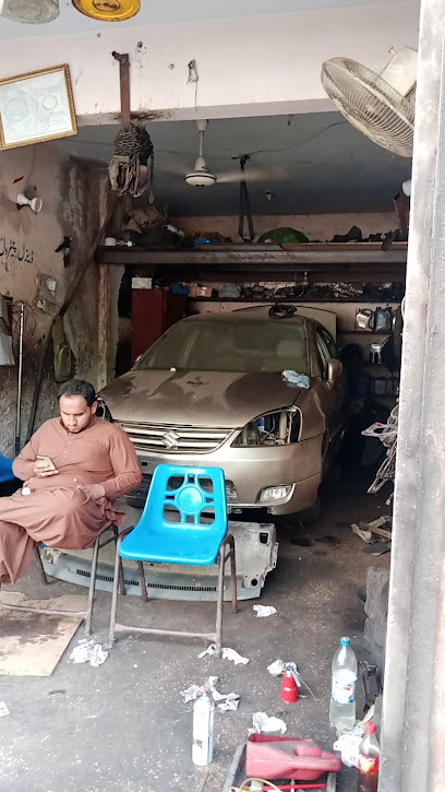 Abid auto workshop in Karachi, Karachi