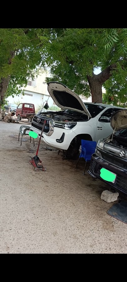Ma auto workshop in Gulistan E Johar, Karachi