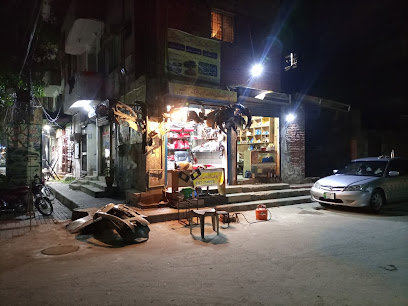 Allah Maalik Auto Workshop in Model Town, Lahore