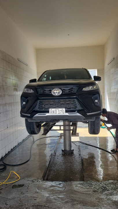 Auto Detailer Studio in Lahore, Lahore