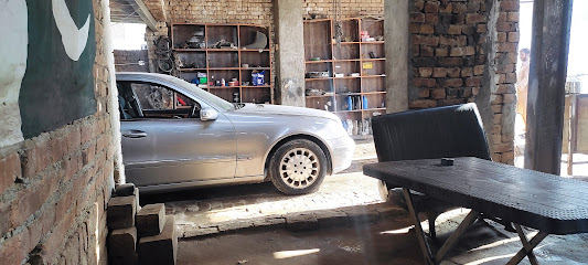Al Madina Automotive in Multan, Multan
