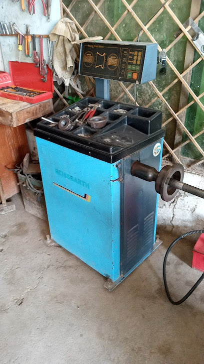 Auto Master Computerized Wheel Alignment & Wheel Balancing · Multan, Multan