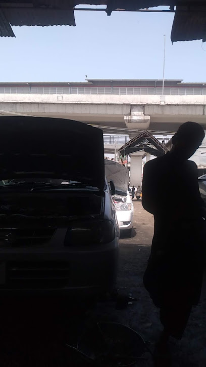 Aurang zeb workshop for car in Peshawar, Peshawar