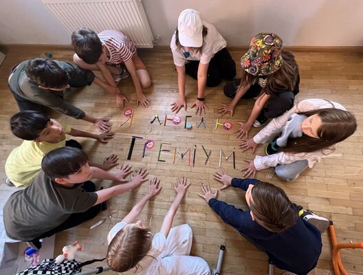 Попередній перегляд статті Вивчення англійської мови в STEM-орієнтованому освітньому процесі ліцею Gremium