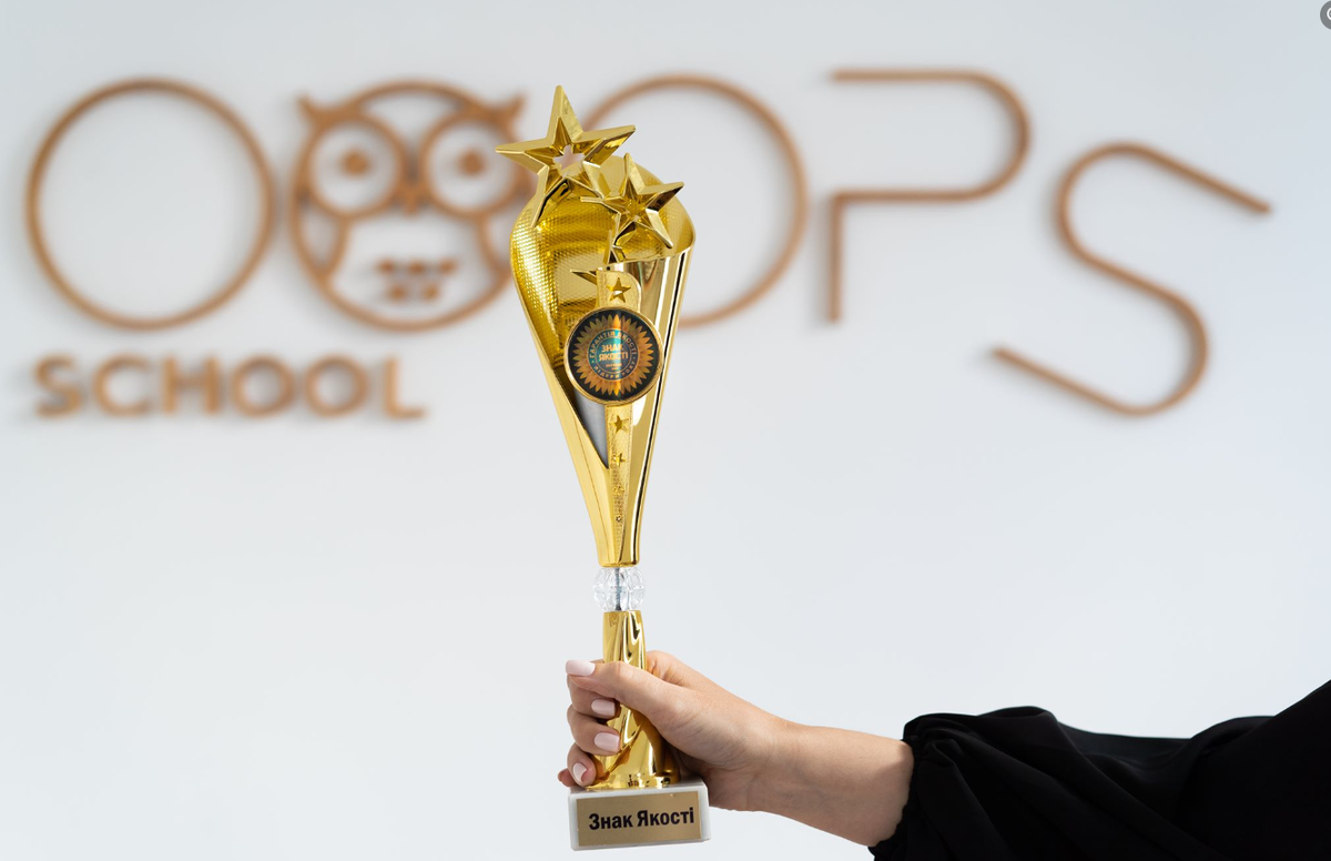 Попередній перегляд закладу Навчальний клуб OOPS