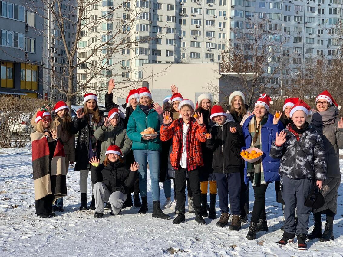Попередній перегляд закладу Альтернативна білігвальна школа "Грін еппл"