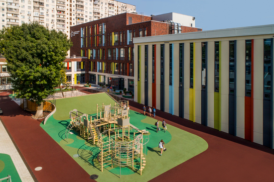 Попередній перегляд медіа Pechersk School International запрошує на день відкритих дверей