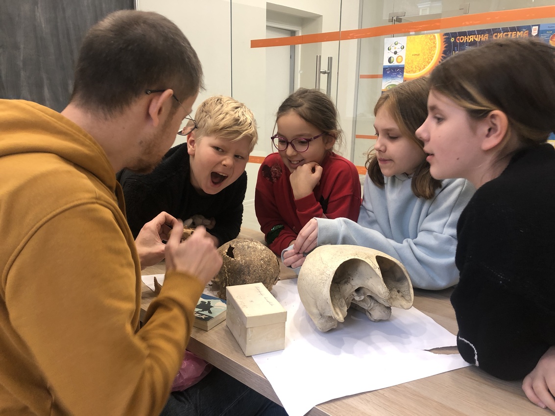 Попередній перегляд закладу Молодша школа Майбутні