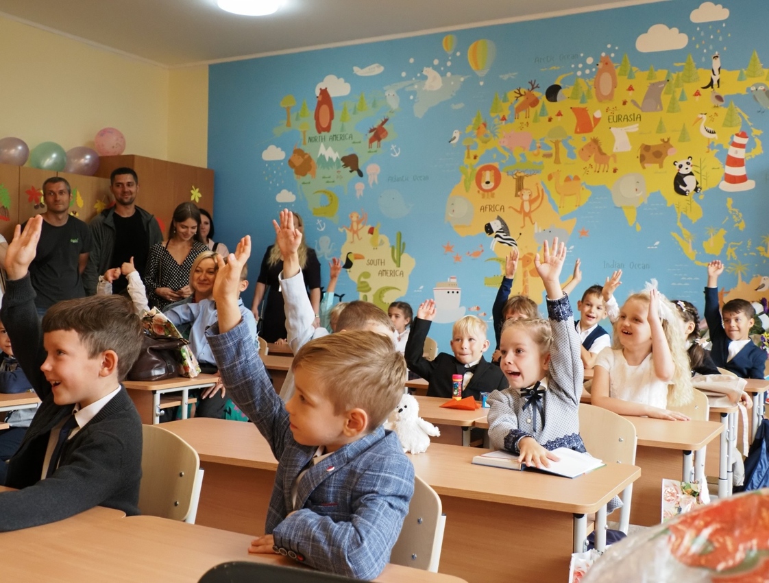 Попередній перегляд закладу Приватний християнський ліцей "Ріка життя"