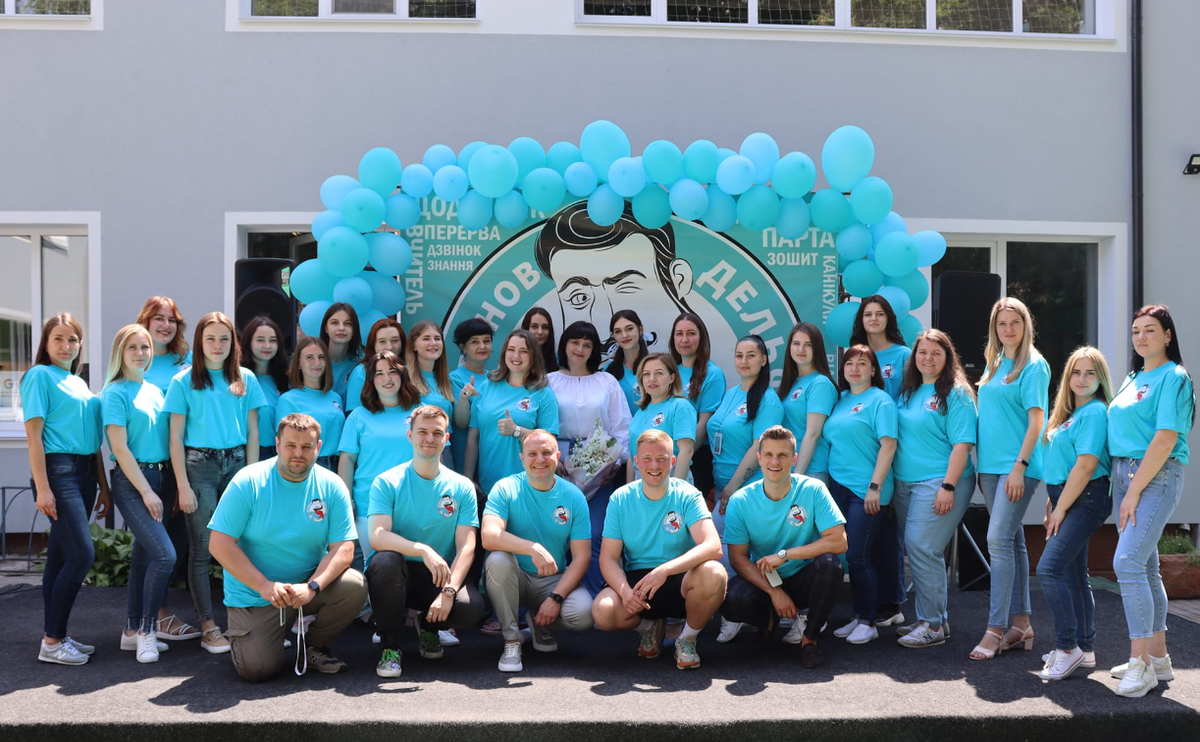 Попередній перегляд закладу Вінницька приватна гімназія "Артинов-Дельфін