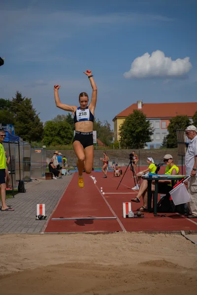 4. kolo druhé ligy družstev v atletice Hvězda Pardubice 32