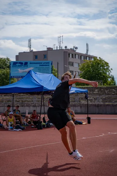 4. kolo druhé ligy družstev v atletice Hvězda Pardubice 54