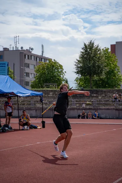 4. kolo druhé ligy družstev v atletice Hvězda Pardubice 56