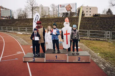 Atletický mikulášský běh na hvězdě pardubice 54