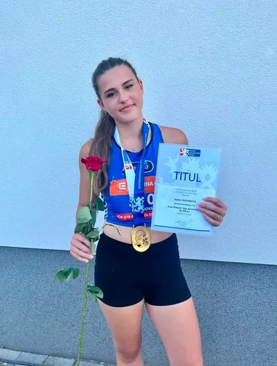 Adéla Fejfarová hod diskem