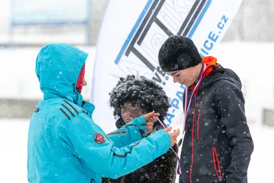 Mikulášský běh na atletickém stadionu Hvězda Pardubice 4