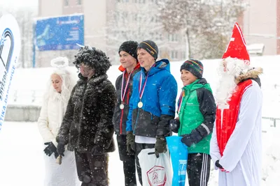 Mikulášský běh na atletickém stadionu Hvězda Pardubice 6