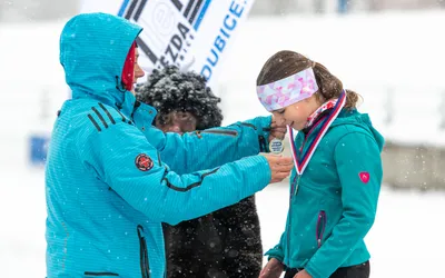 Mikulášský běh na atletickém stadionu Hvězda Pardubice 9