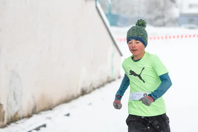 Mikulášský běh na atletickém stadionu Hvězda Pardubice 19