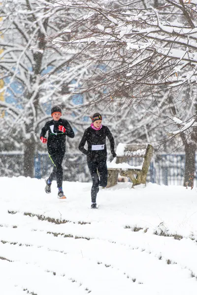 Mikulášský běh na atletickém stadionu Hvězda Pardubice 28