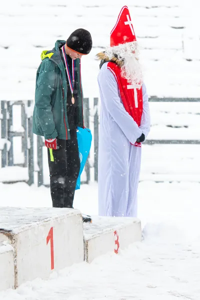 Mikulášský běh na atletickém stadionu Hvězda Pardubice 36
