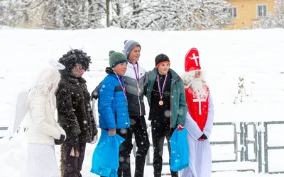 Mikulášský běh na atletickém stadionu Hvězda Pardubice 39