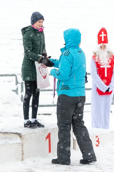 Mikulášský běh na atletickém stadionu Hvězda Pardubice 46