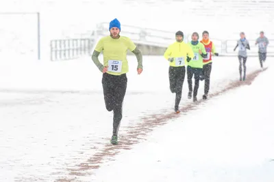 Mikulášský běh na atletickém stadionu Hvězda Pardubice 59