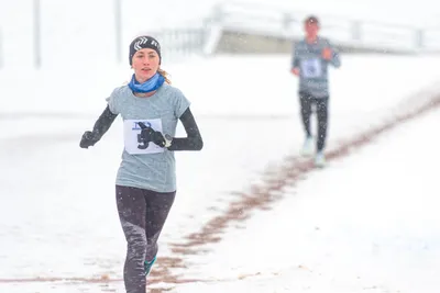 Mikulášský běh na atletickém stadionu Hvězda Pardubice 60
