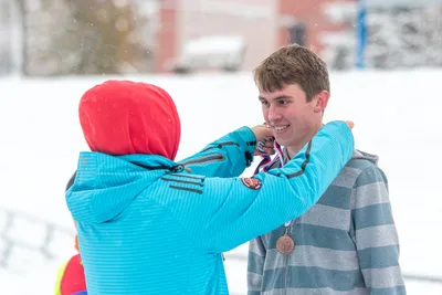Mikulášský běh na atletickém stadionu Hvězda Pardubice 77