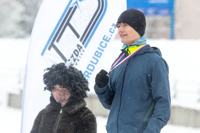 Mikulášský běh na atletickém stadionu Hvězda Pardubice 79