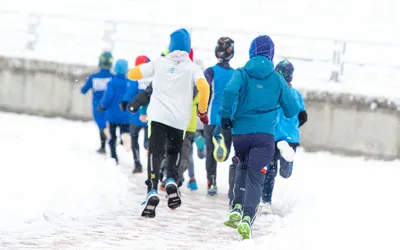 Mikulášský běh na atletickém stadionu Hvězda Pardubice 89