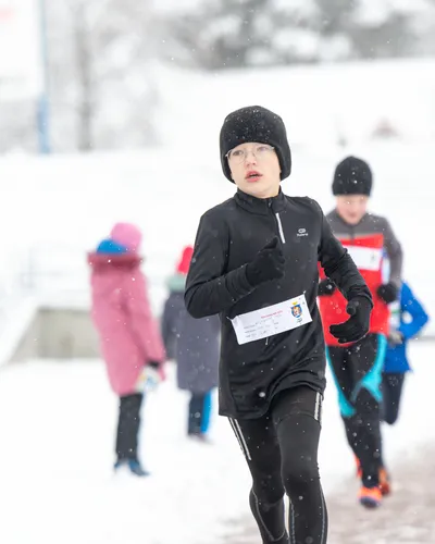Mikulášský běh na atletickém stadionu Hvězda Pardubice 123