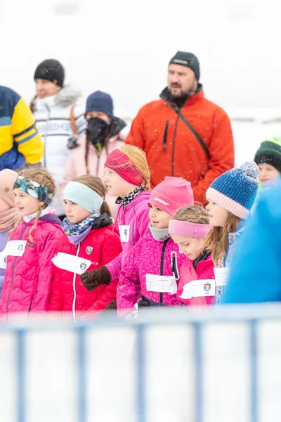 Mikulášský běh na atletickém stadionu Hvězda Pardubice 125