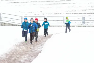 Mikulášský běh na atletickém stadionu Hvězda Pardubice 151